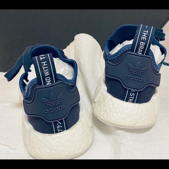 SOLD!!! SOLD!! GORGEOUS ADIDAS NMD R1 BLUE WHITE. - Picture 6 of 6